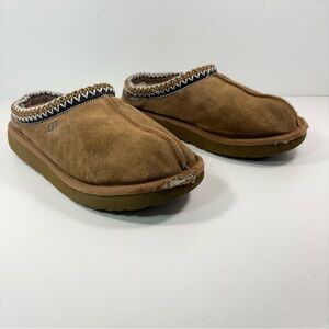 UGG Tasman Slippers Womens Size 7 Chestnut Suede Sheepskin Slip On Brown